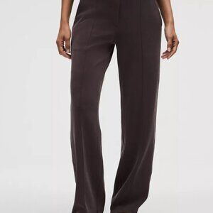 Lululemon Softstreme Pintuck Mid-Rise Pant